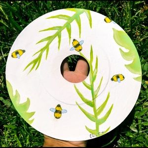Mini Bee painted vinyl